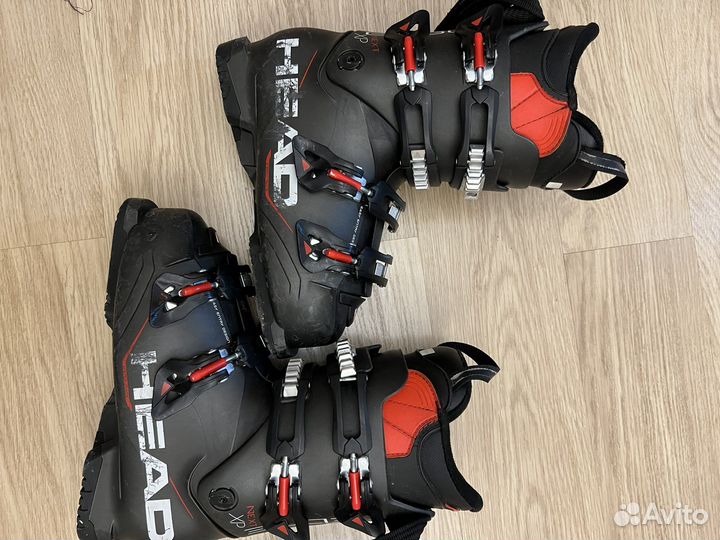 Горнолыжные ботинки