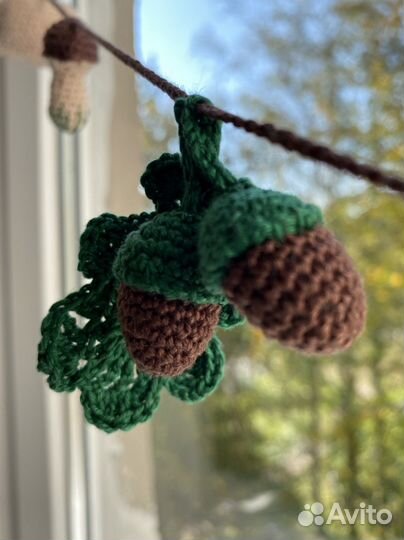 Гирлянда осенняя вязаная (тыквы, грибы, желуди )