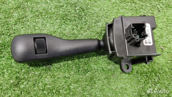 Подрулевой переключатель стеклоочистителя BMW X3