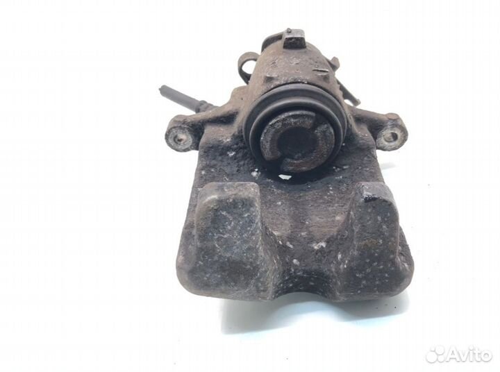 Суппорт задний левый Opel Insignia 2.0 cdti 2012