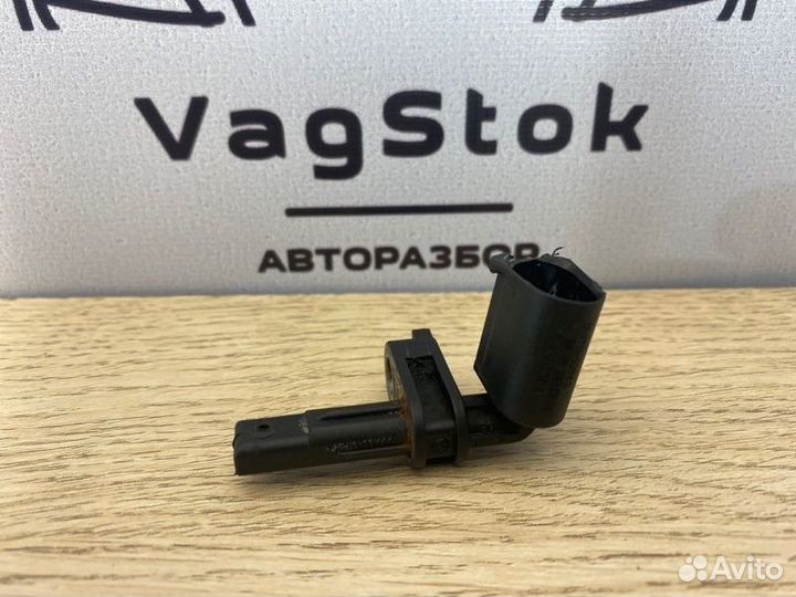 Датчик ABS передний левый Audi Q7 4L 3.0 CGW 2011