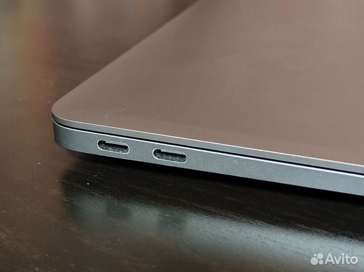 Apple macbook air 13 2020 i5 8/256gb