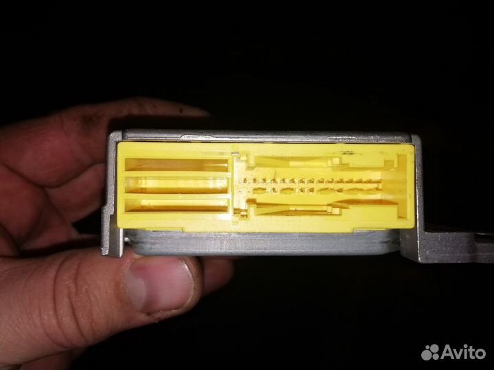 Блок управления Airbag Geely MK 2006-13 0285001938