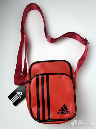 Сумка adidas через плечо. Белый/синий/красный