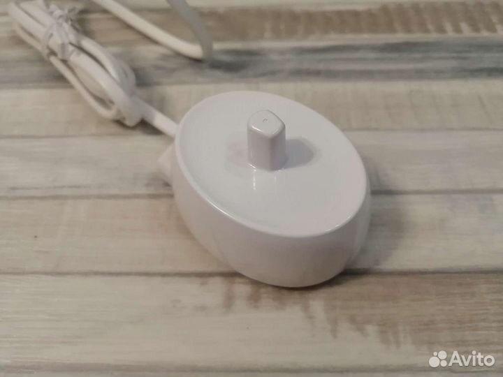 Зарядное устройство зубная щетка Braun Oral-B