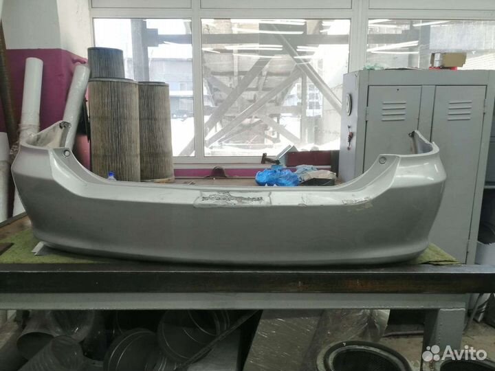 Бампер на Toyota Wish