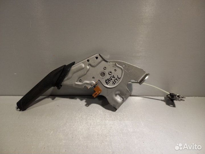 Ручка ручного тормоза Toyota Rav4 XA40 3ZR 2014