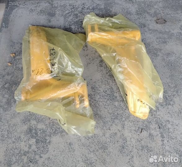 Нож правый нижний AM02832 / AM05687 Ponsse H7