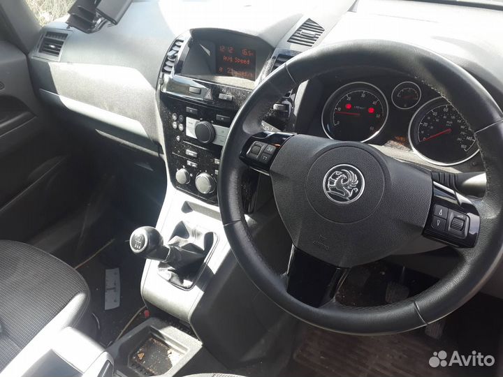 Магнитола Opel Zafira B