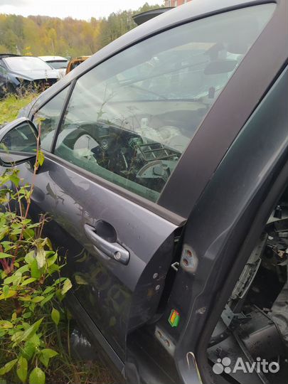 Левая передняя дверь пежо 308 темно-серая