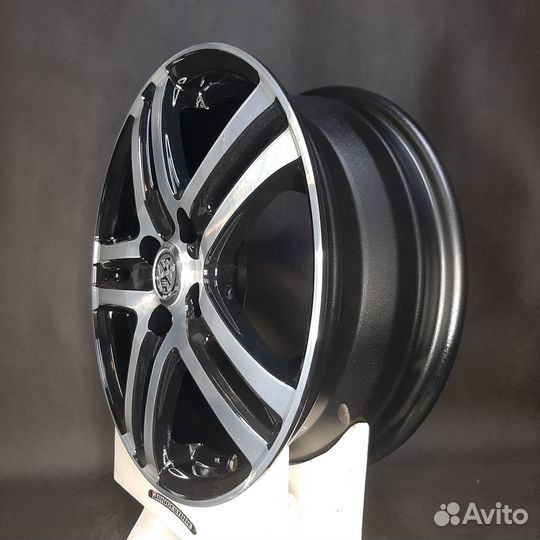 Литые диски TRG R15 4x100 44-188