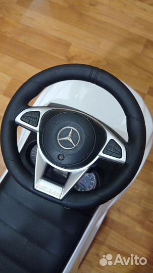 Машинка каталка mercedes с ручкой