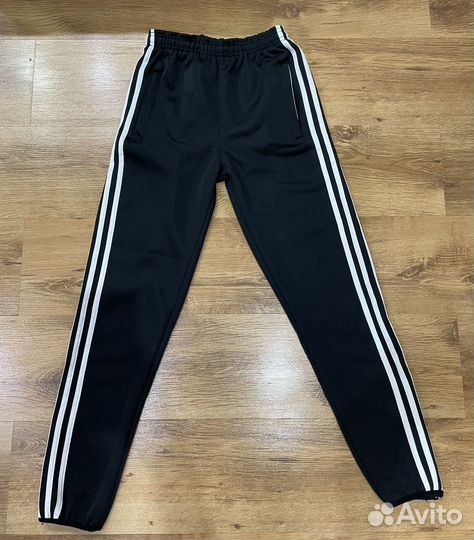 Спортивные штаны