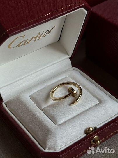 Золотое кольцо Cartier гвоздь