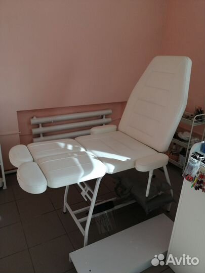 Кресло педикюрное /кушетка