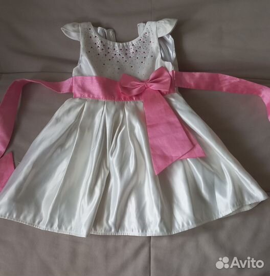 Платья для девочки 92-98на утренник