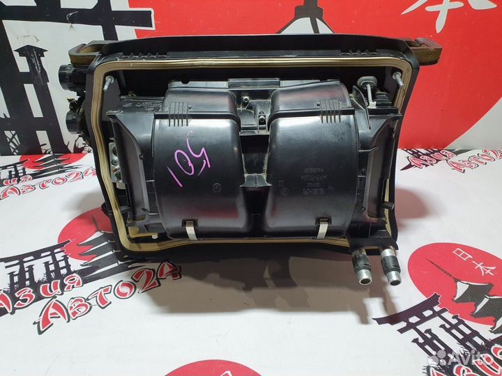 Корпус вентилятора отопителя BMW X3 2.5si E83 LCI