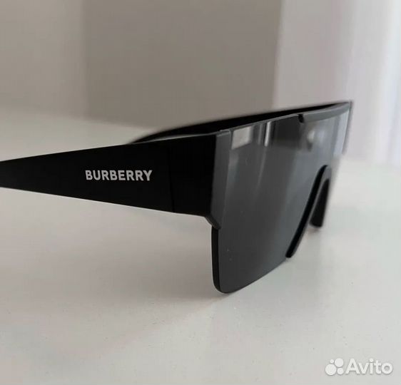 Очки Burberry BE4291