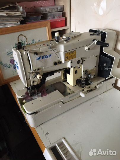 Петелечная машинка