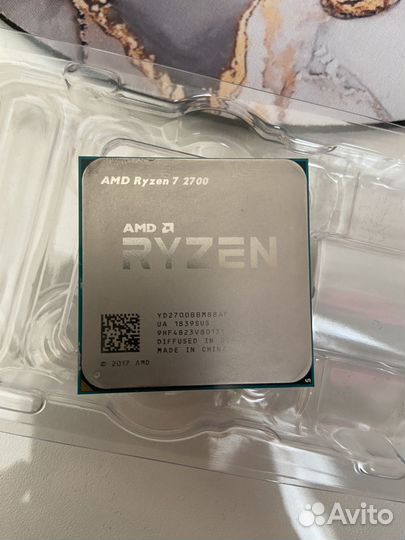 Процессор AMD Ryzen 7 2700