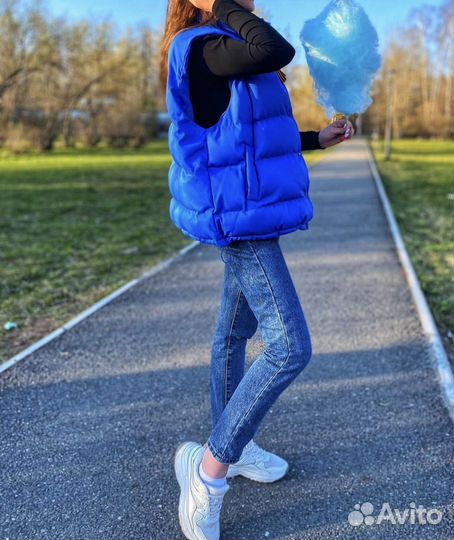 Жилетка женская весенняя