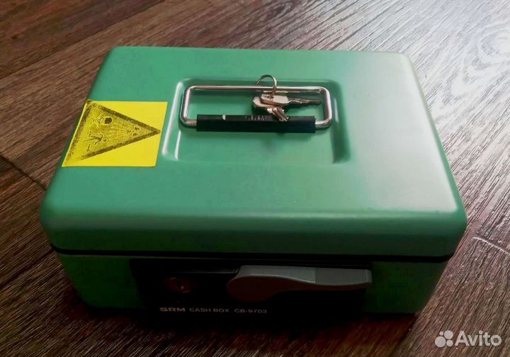 Кэшбокс (сейф)