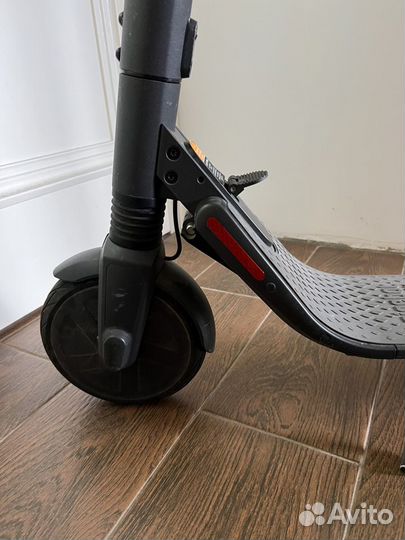 Самокат Ninebot Kickscooter ES2 электросамокат