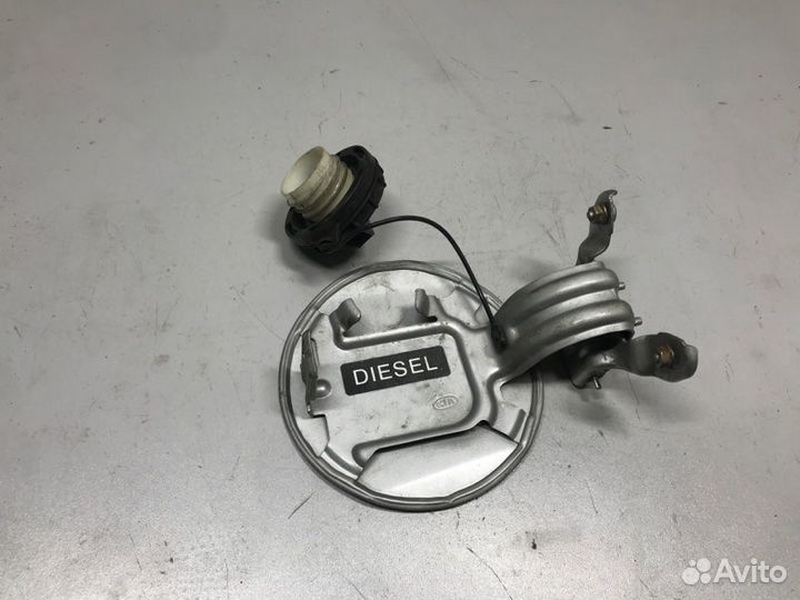 Лючок топливного бака Kia Sportage II 2.0 2006 (б/у)