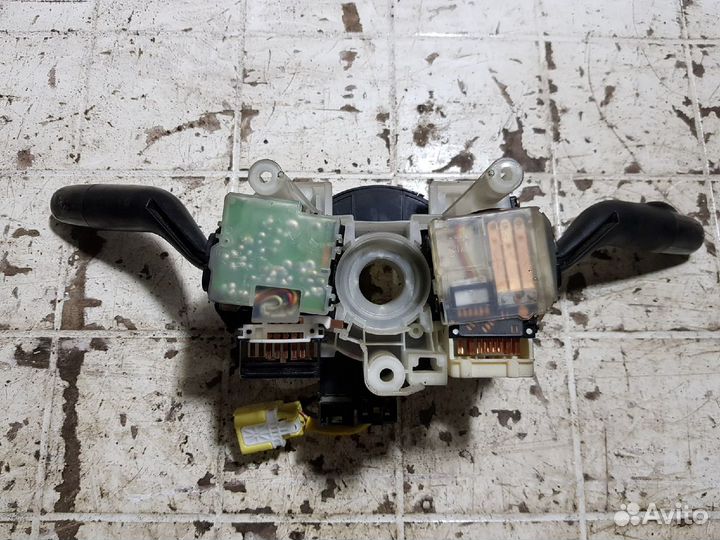 Подрулевой переключатель (шлейф) Mazda 323 F BJ