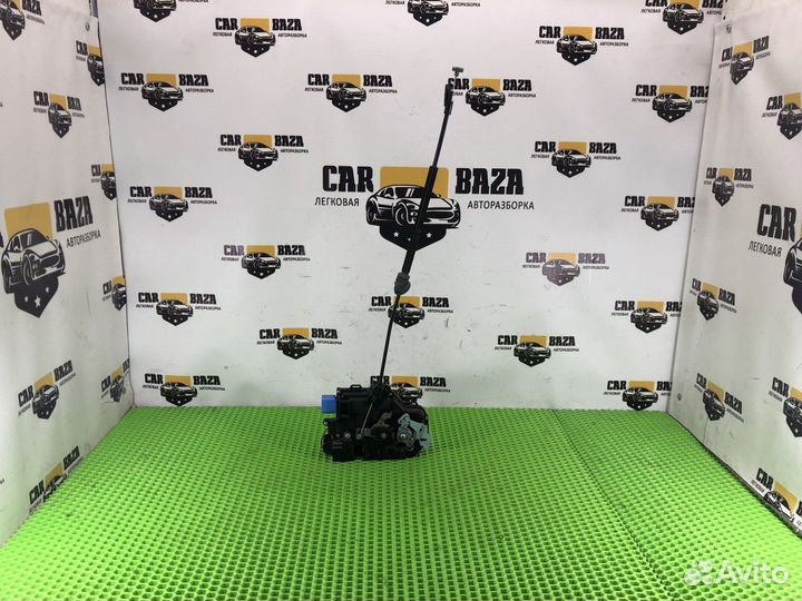 Замок двери задней правой R