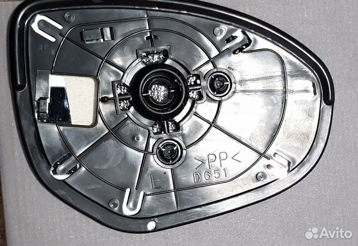 Зеркальны элемент левый Mazda 6 GH. GS1E-69-1G7A