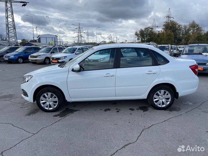 LADA Granta 1.6 МТ, 2023, 580 км