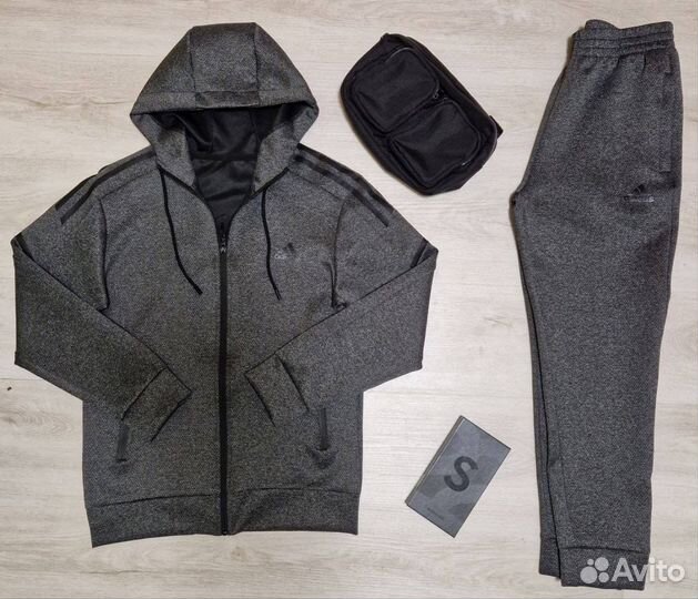 Спортивный костюм adidas