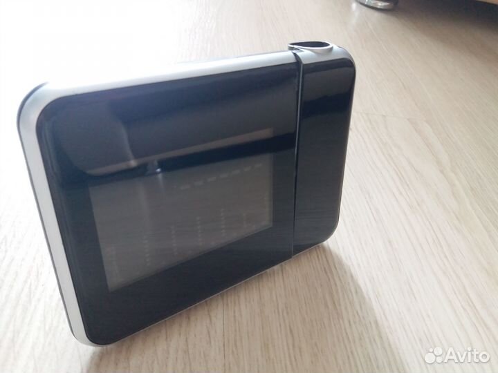 Метеостанция с лазерным проектором