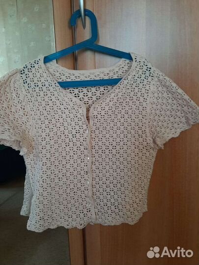 Кофточка женская вязаная