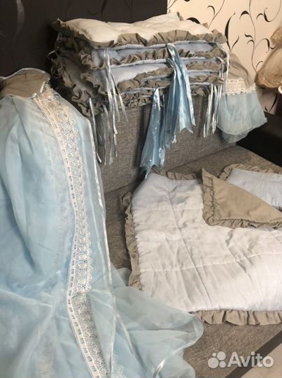 Бортики и балдахин в кроватку