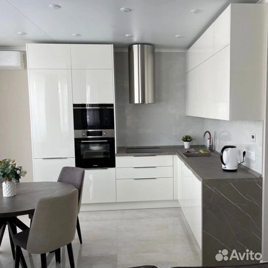 Кухня модульная белая