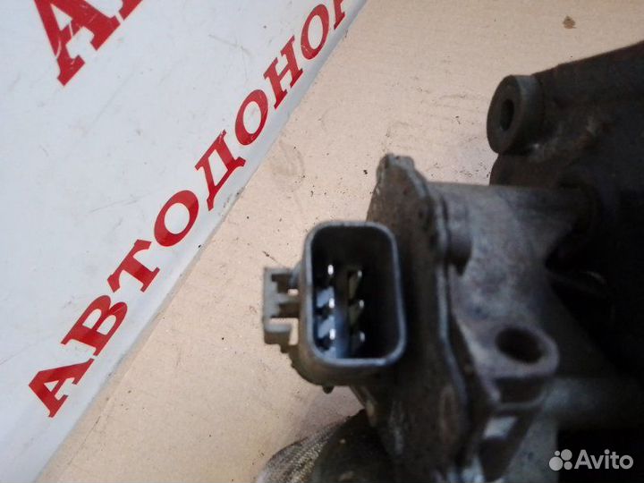 Моторчик дворника передний Nissan Primera P11