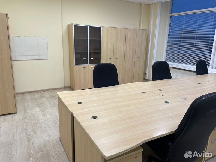 Письменный стол офисный