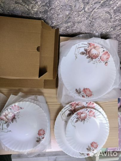 Набор тарелок, Чайная роза. Новый