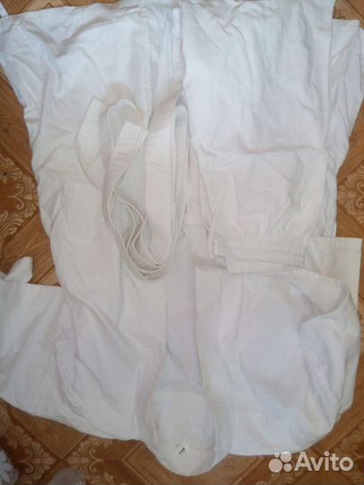 Детский спортивный костюм для занятий единоборства