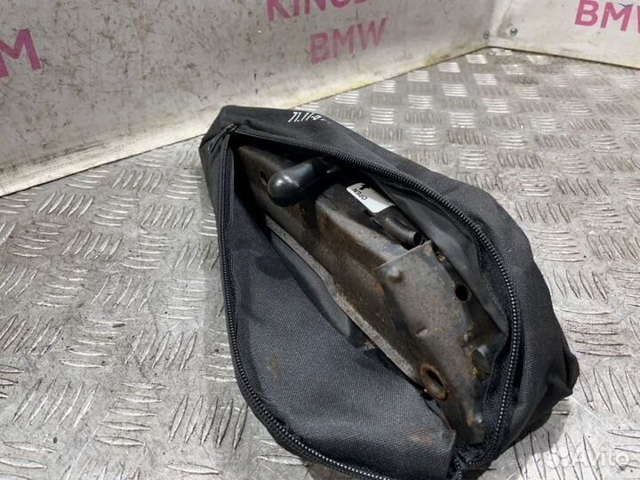 Домкрат Mini Cooper S R53 W11 2006