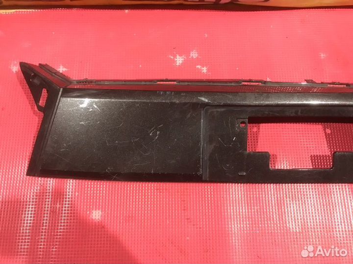 Накладка на бампер перед. toyota vellfire