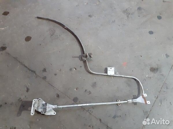 Стеклоподъёмник Freightliner правый механический