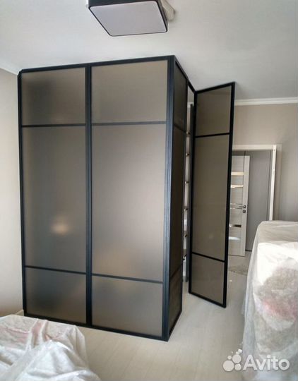 Раздвижная перегородка