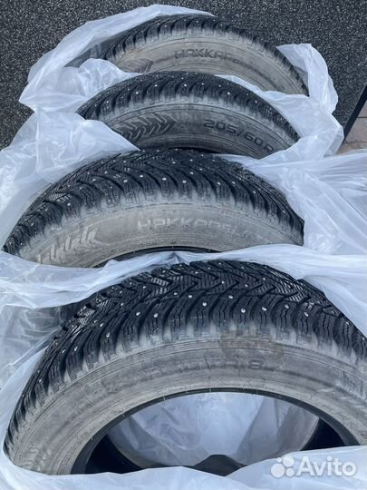 Nokian Tyres Hakkapeliitta 8 205/60 R16