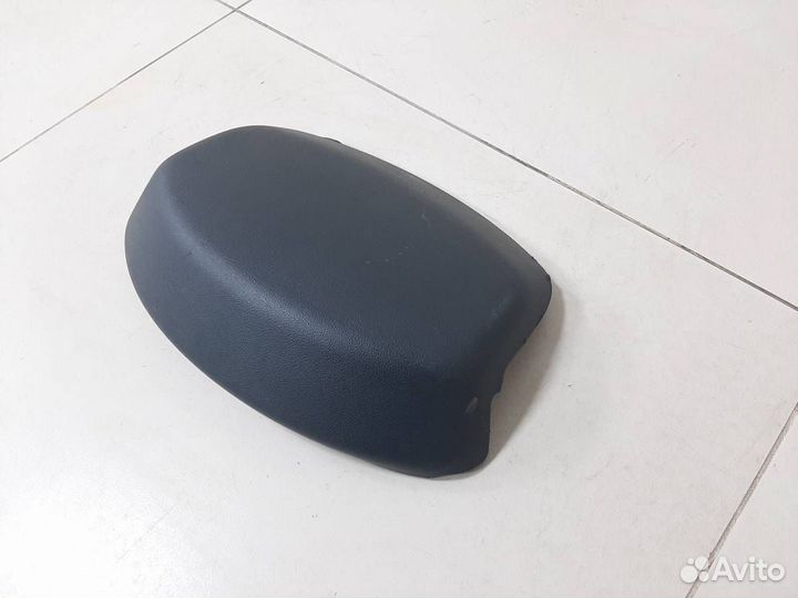 Обшивка двери багажника Skoda Rapid 2012-2020