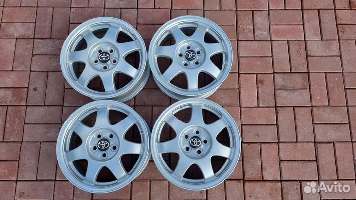 Литые диски R16 Toyota