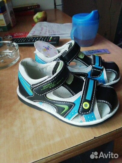 Обувь сандалии новые р. 26
