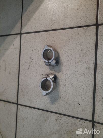 Кронштейн клипонов Honda vf 1000